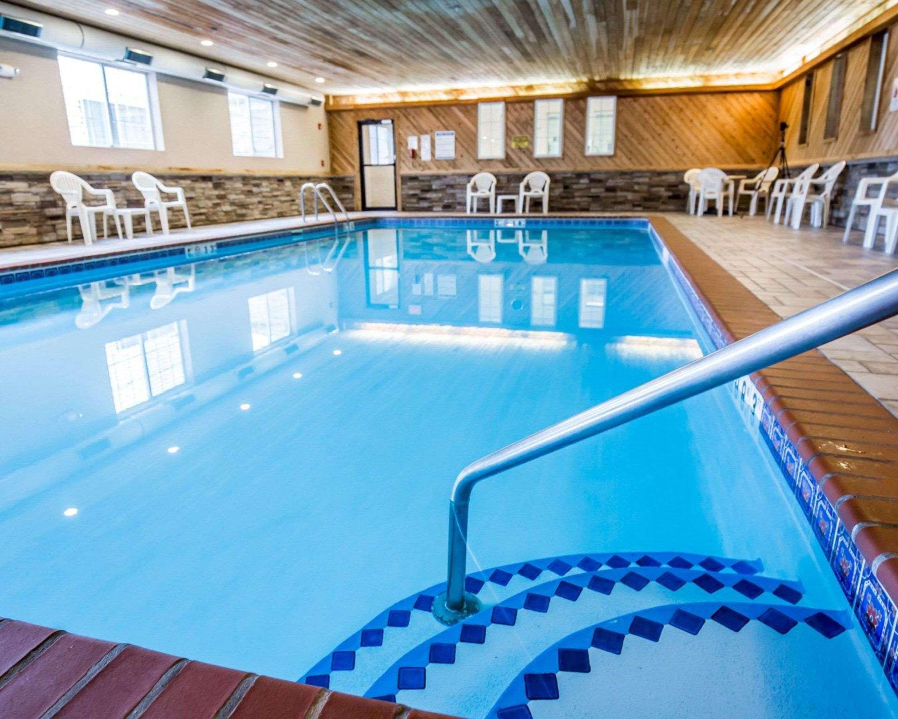 Comfort Inn & Suites Riverview Le Claire Exterior foto