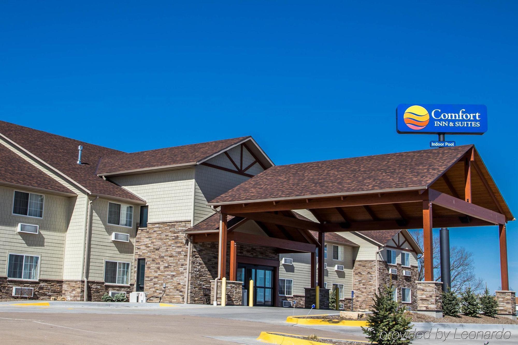 Comfort Inn & Suites Riverview Le Claire Exterior foto